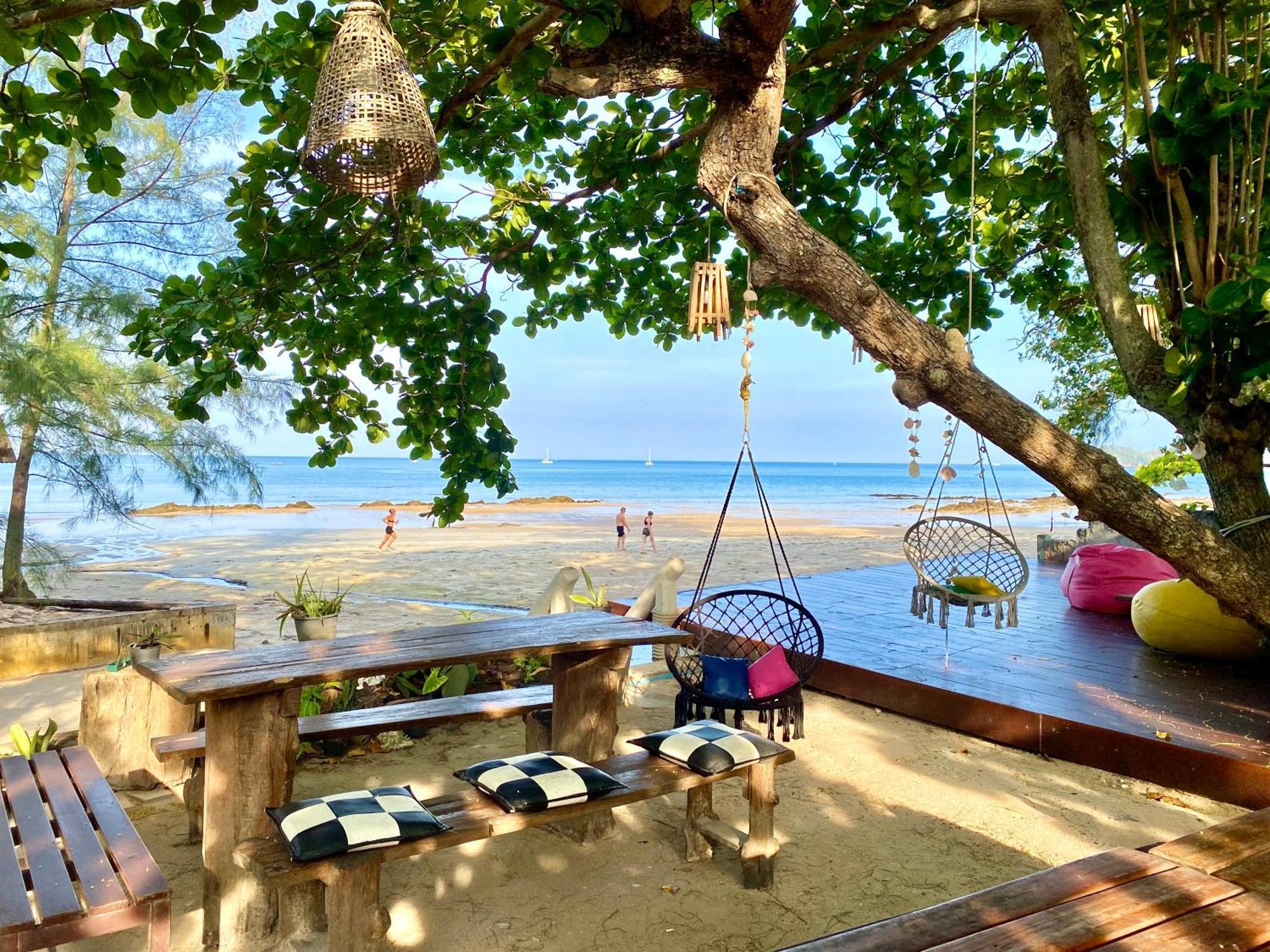 Coconut Lanta Resort @Klong Dow Beach Krabi ภายนอก รูปภาพ