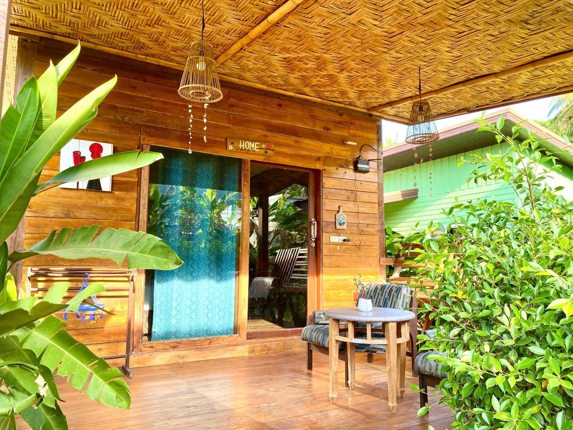Coconut Lanta Resort @Klong Dow Beach Krabi ภายนอก รูปภาพ